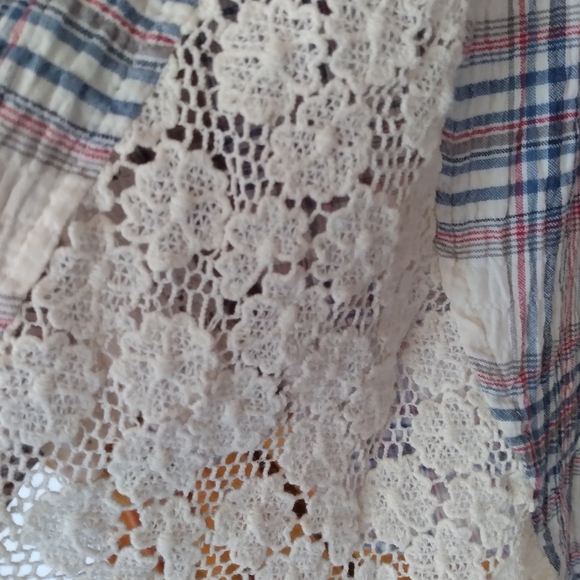 White Crow Summer Seersucker Plaid Button Down Shirt with Lace Panels - Picture 11 of 13